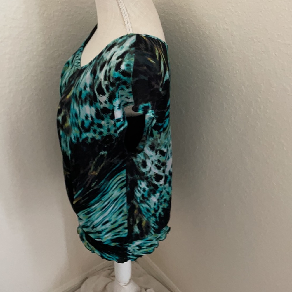 Worthington Woman’s Capped Sleeve Top Size Medium - Picture 2 of 8